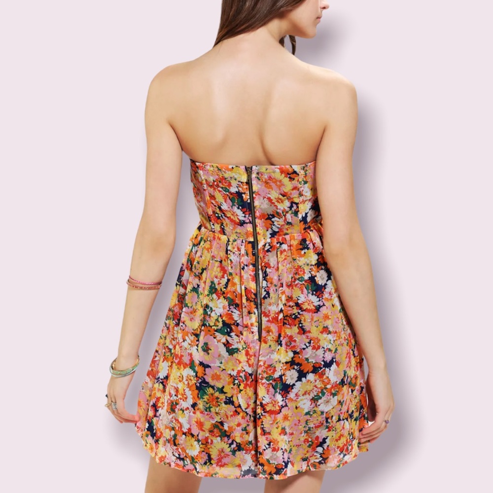 Urban Outfitters Lucca Couture floral strapless chiffon dress - Picture 3 of 8
